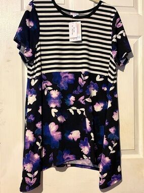 LuLaRoe Melissa Black Striped Top with Purple Floral Panel and Sleeves